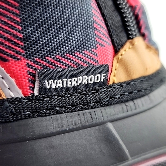 HOT PAWS Youth Red Plaid Snow Boots Waterproof Insulated -30C Reflective Size 6 - Picture 6 of 16